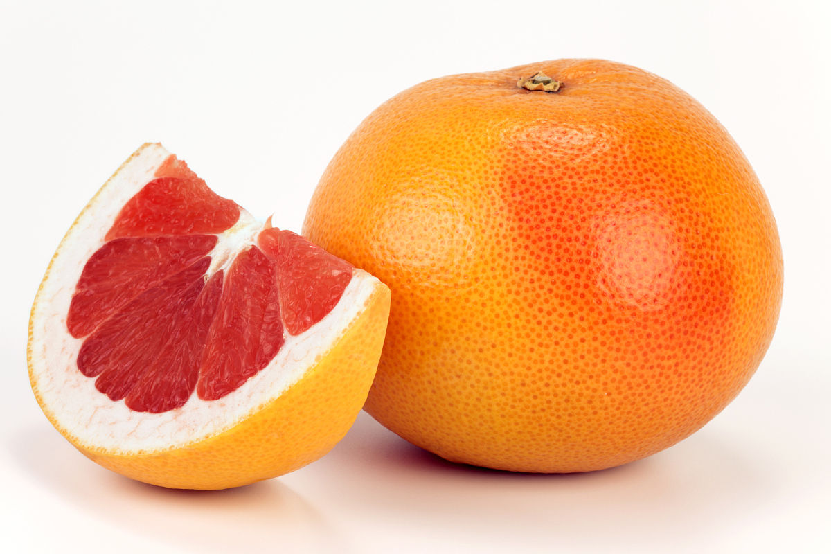 葡萄柚精油 Citrus paradisii 激发自尊，增加幽默感
