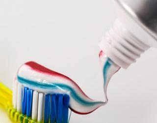 精油牙膏：什么是精油牙膏？