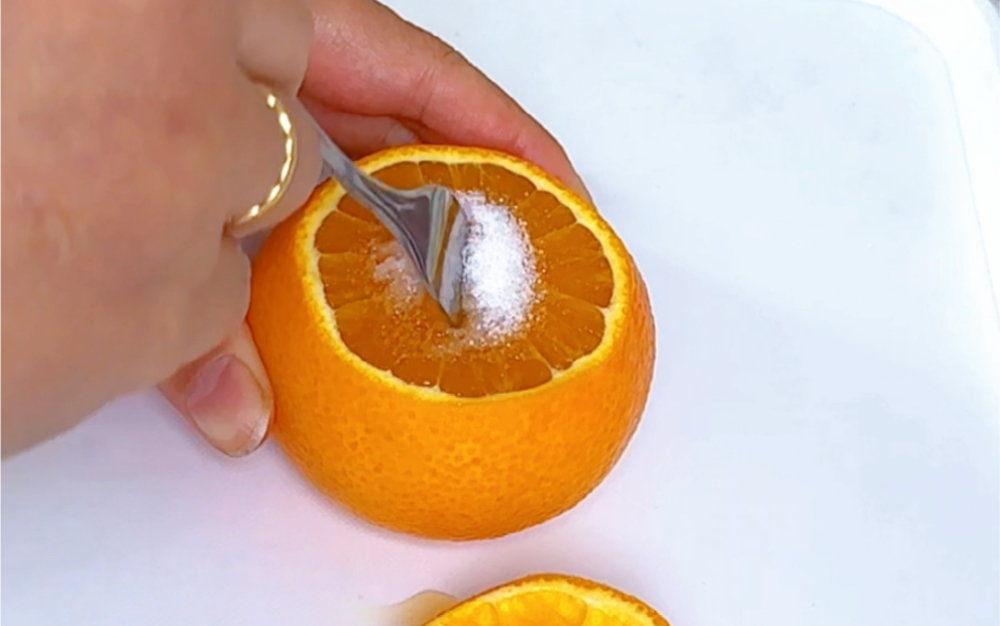 蒸熟的橙子有什么功效(蒸熟橙子的功效：提高免疫力、促进消化、降低胆固醇) 